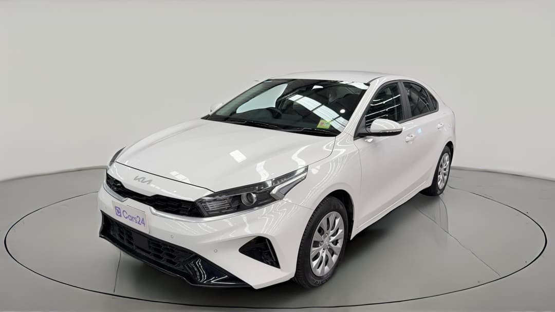 2023 Kia Cerato S, Automatic, 41338 km, Left Front Diagonal (45- Degree) View