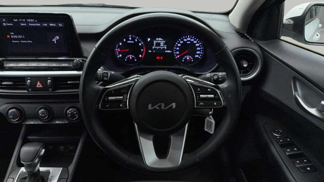 2023 Kia Cerato S, Automatic, 41338 km, Steering Wheel Close-up