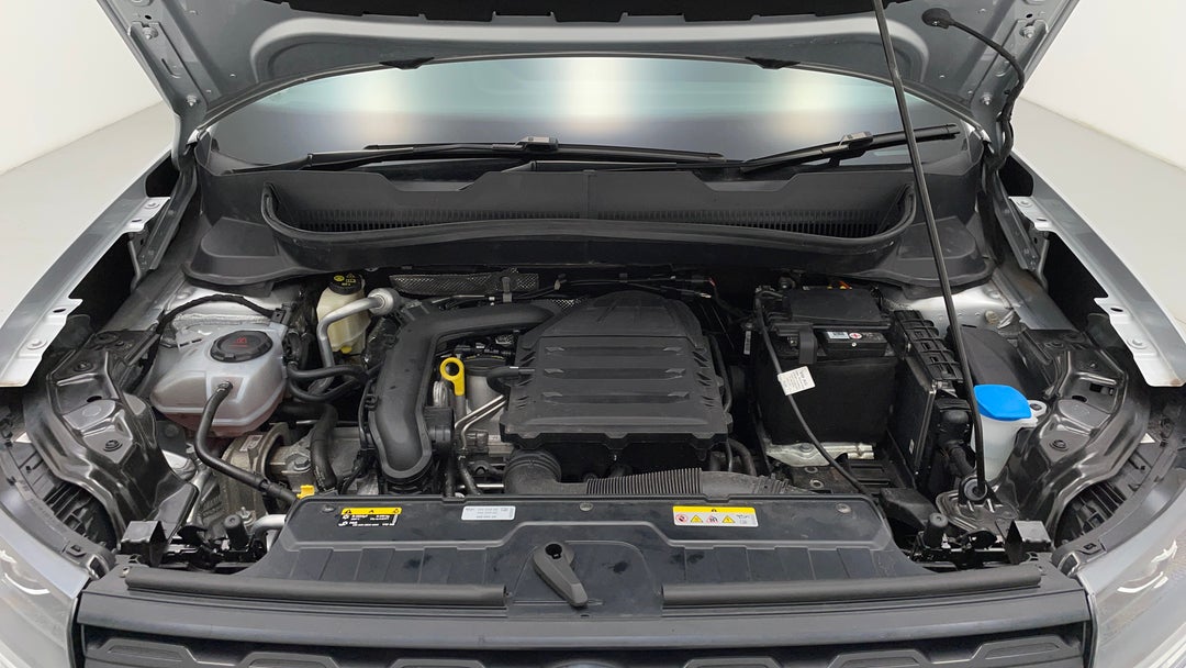 Open Bonnet (Engine)