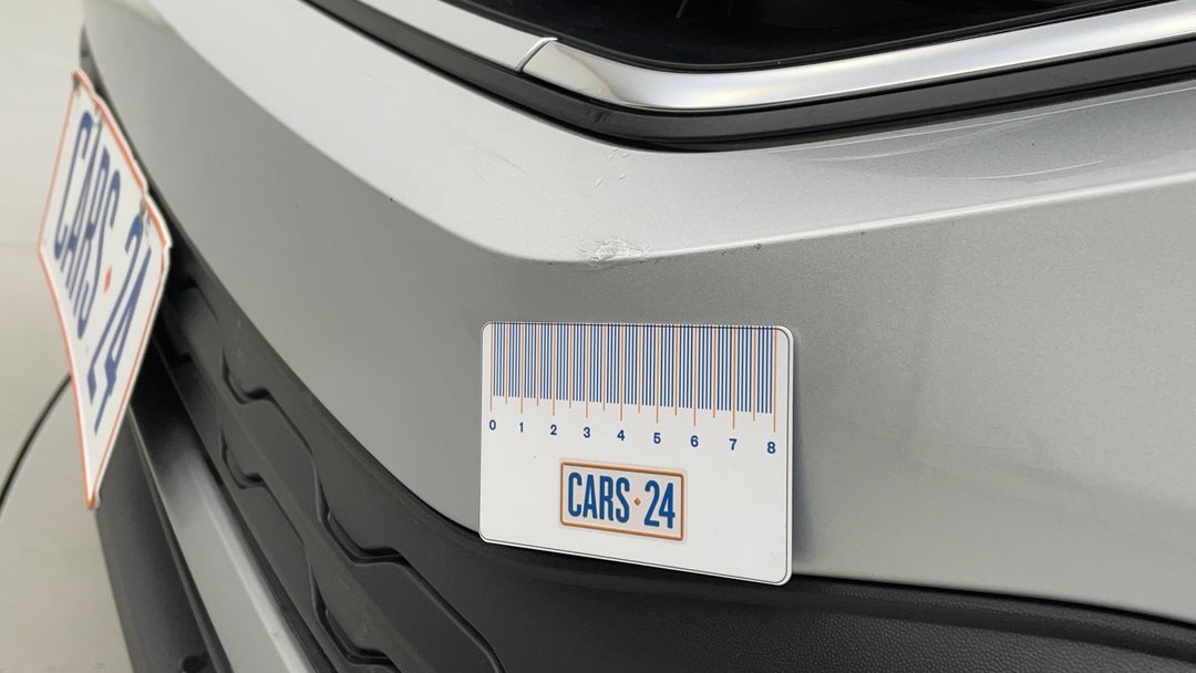 Bumper Front Scratch