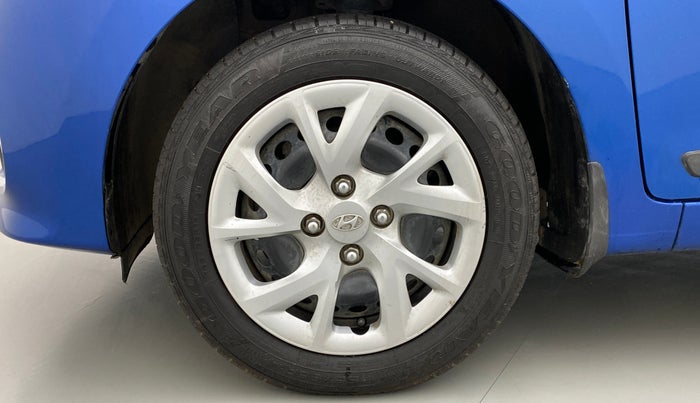 2020 Hyundai Grand i10 SPORTZ 1.2 KAPPA VTVT, Petrol, Manual, 16,831 km, Left Front Wheel