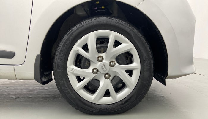2018 Hyundai Grand i10 SPORTZ 1.2 KAPPA VTVT, Petrol, Manual, Right Front Wheel