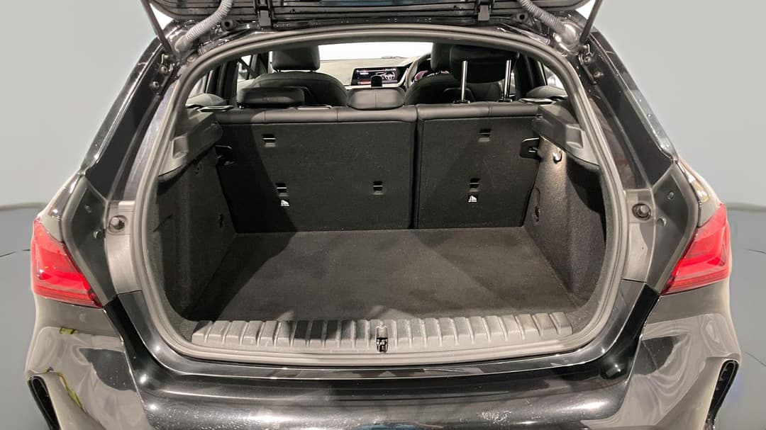 2020 BMW 1 18i M Sport, Automatic, 32297 km, Boot Inside View