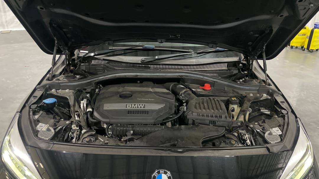 2020 BMW 1 18i M Sport, Automatic, 32297 km, Open Bonnet (Engine)