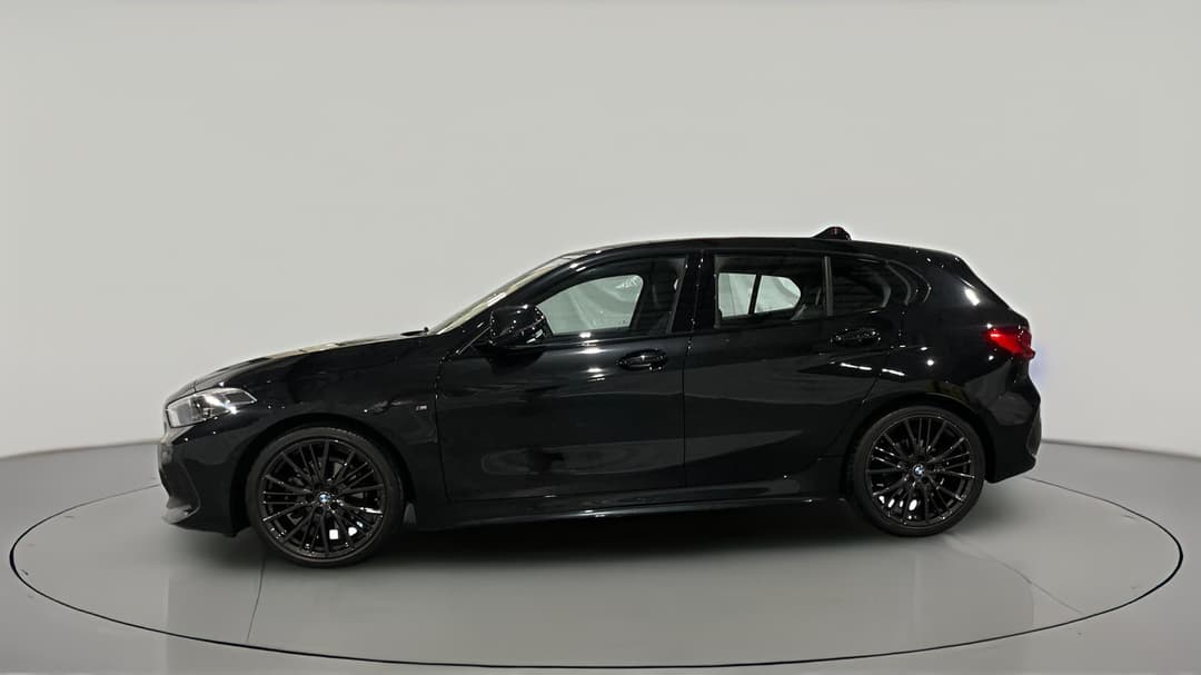 2020 BMW 1 18i M Sport, Automatic, 32297 km, Left Side View