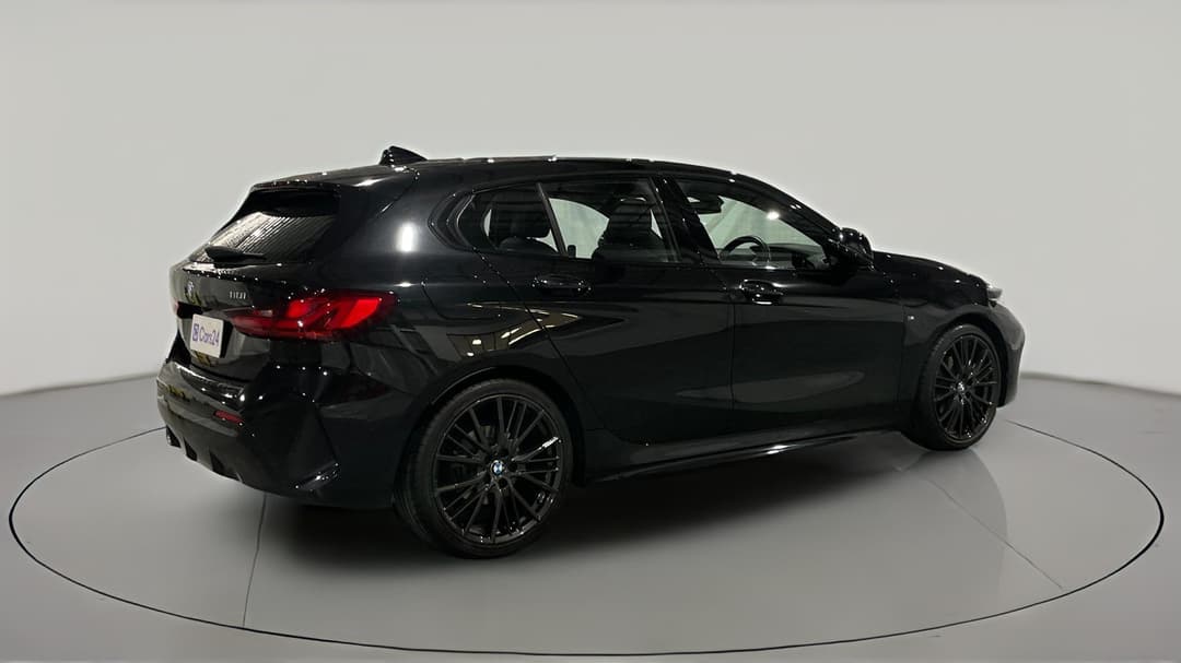 2020 BMW 1 18i M Sport, Automatic, 32297 km, Right Back Diagonal (45- Degree) View