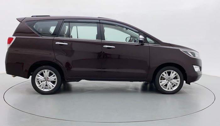 2016 Toyota Innova Crysta 2.8 ZX AT 7 STR, Diesel, Automatic, 54,222 km, Right Side