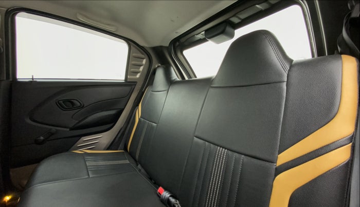 2017 Datsun Redi Go 1.0 T(O), Petrol, Manual, 30,331 km, Right Side Rear Door Cabin