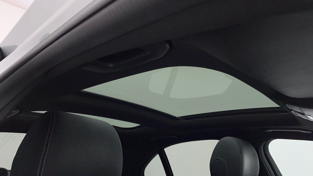 Interior Sunroof/Moonroof