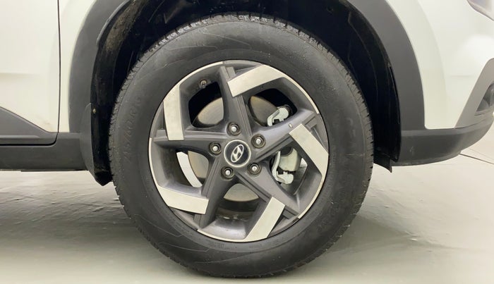 2022 Hyundai VENUE SX PLUS 1.0 TURBO DCT, Petrol, Automatic, 1,256 km, Right Front Wheel