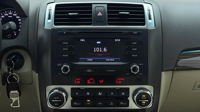 KIA MOHAVE-Center Console