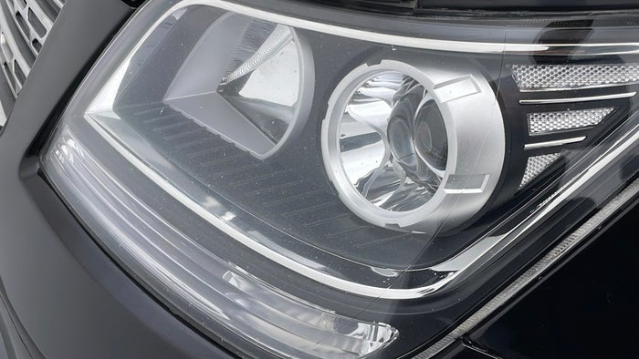 KIA MOHAVE-Head Light LHS Scratch