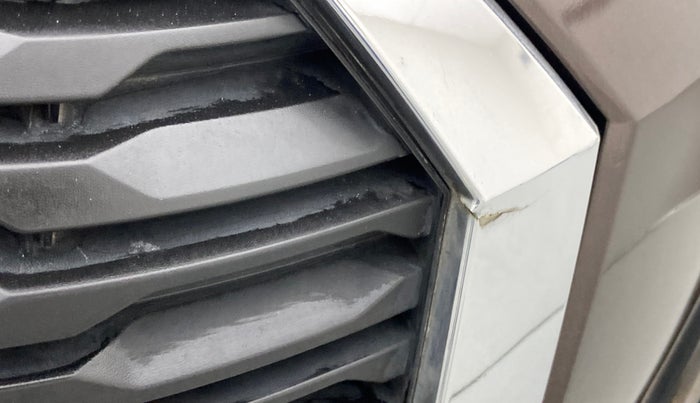 2020 Datsun Redi Go T(O) 1.0 AMT, Petrol, Automatic, 52,236 km, Front bumper - Chrome strip damage