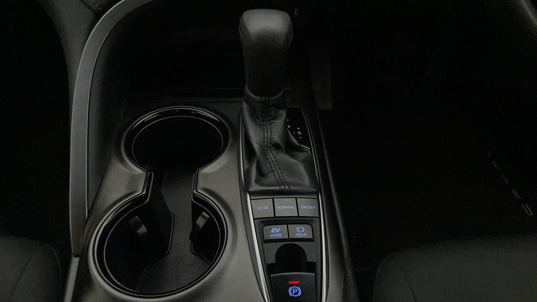 2024 Toyota Camry Ascent + Sat Nav Hybrid, Automatic, 50267 km, Gear Lever 