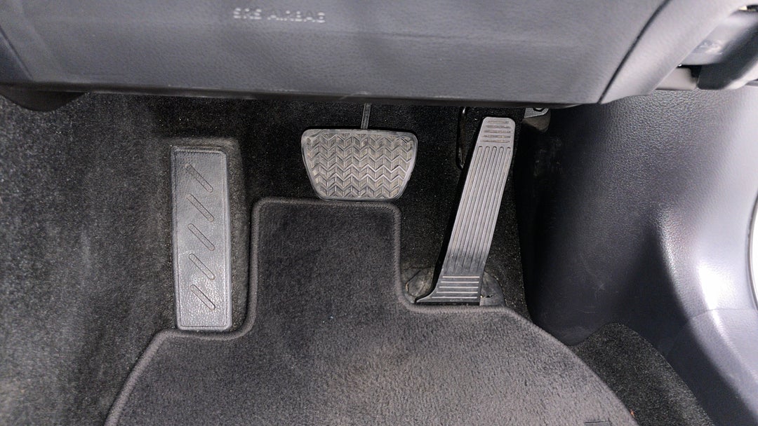 2024 Toyota Camry Ascent + Sat Nav Hybrid, Automatic, 50267 km, Pedals and Footmat