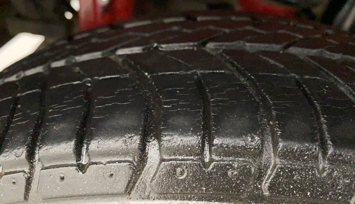 2011 Maruti Zen Estilo LXI, Petrol, Manual, 85,841 km, Right Rear Tyre Tread