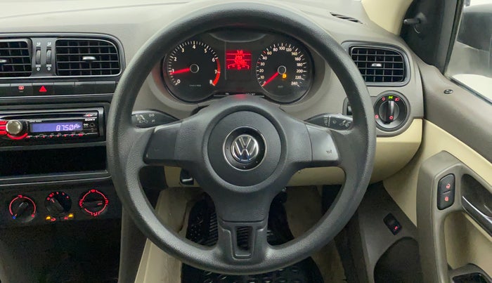 2012 Volkswagen Vento TRENDLINE 1.6, Petrol, Manual, 48,402 km, Steering Wheel Close Up