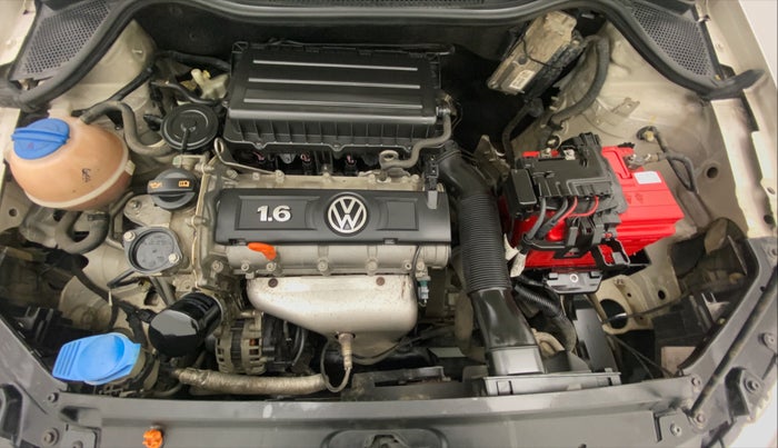 2012 Volkswagen Vento TRENDLINE 1.6, Petrol, Manual, 48,402 km, Open Bonet