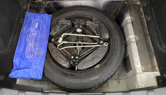 2018 Tata NEXON XT 1.2, Petrol, Manual, 55,700 km, Spare Tyre