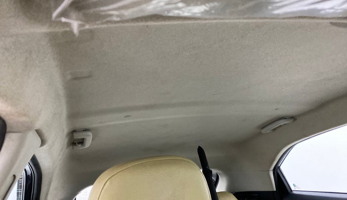 2018 Tata NEXON XT 1.2, Petrol, Manual, 55,700 km, Ceiling - Roof lining is slightly discolored