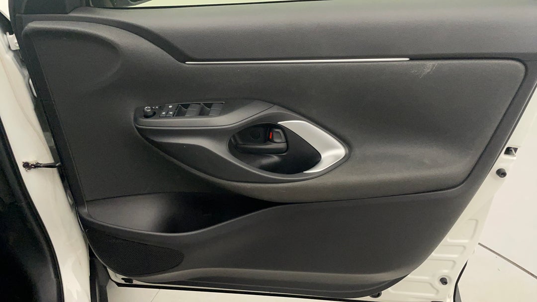 2021 Toyota Yaris Cross Gx Hybrid, Automatic, 53036 km, Speaker View