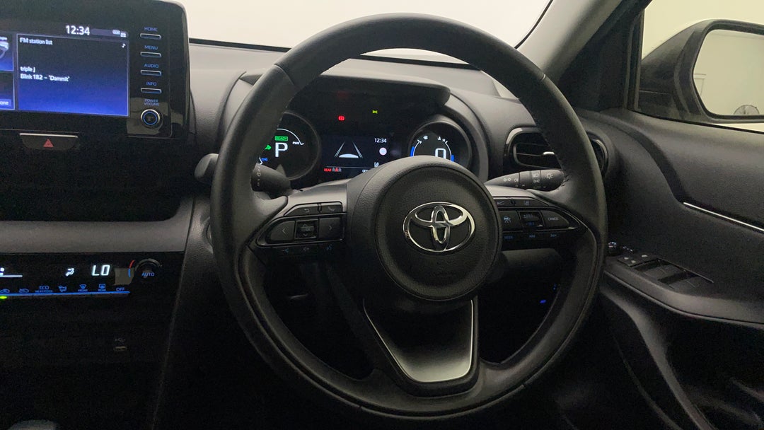 2021 Toyota Yaris Cross Gx Hybrid, Automatic, 53036 km, Steering Wheel Close-up