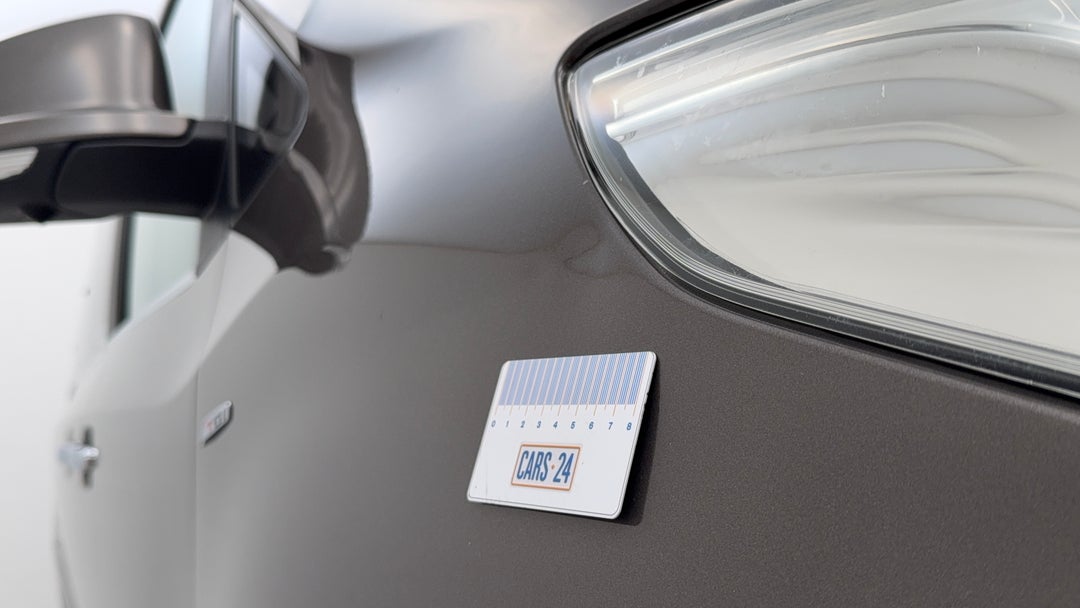 Quarter Panel Front RHS Guard Fade