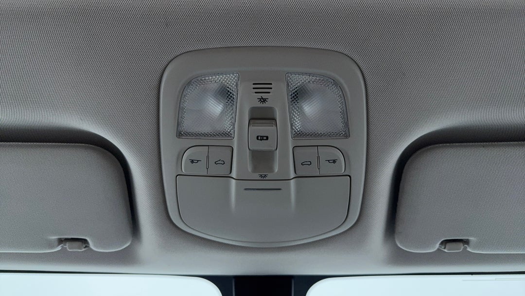 On-Roof Controls/Sunglass holder