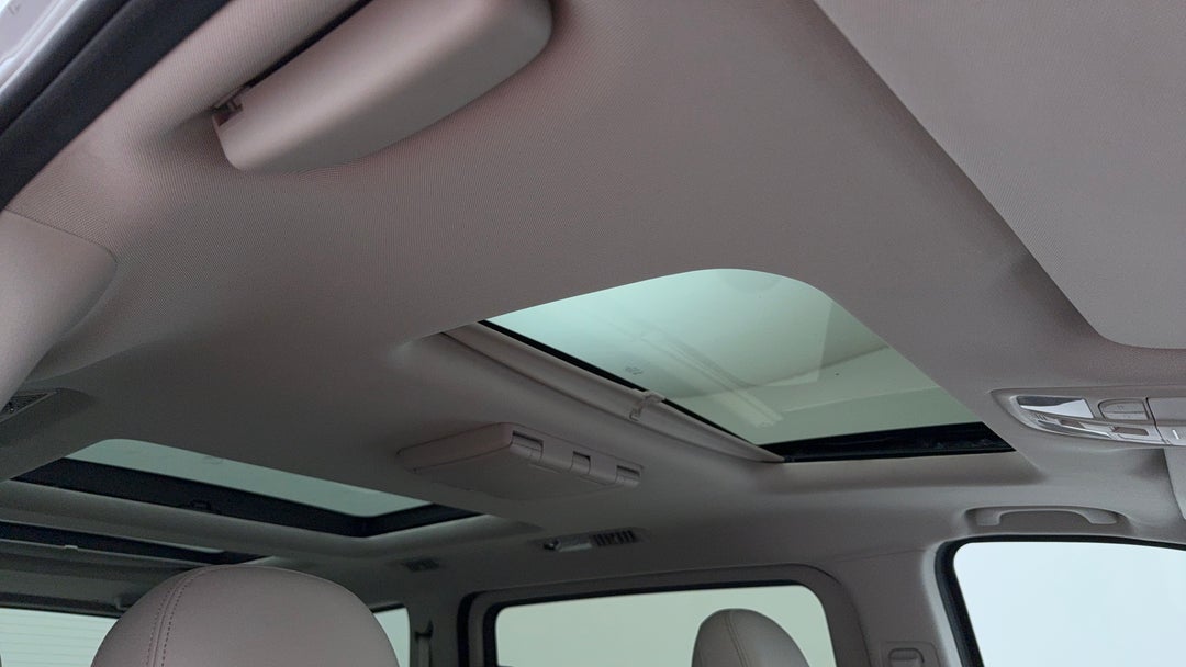 Interior Sunroof/Moonroof