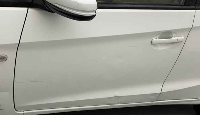 2016 Honda Brio S MT, Petrol, Manual, 42,375 km, Front passenger door - Minor scratches
