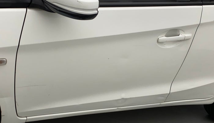 2016 Honda Brio S MT, Petrol, Manual, 42,375 km, Front passenger door - Slightly dented