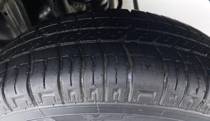 2018 Maruti Alto 800 LXI, Petrol, Manual, 43,624 km, Left Rear Tyre Tread