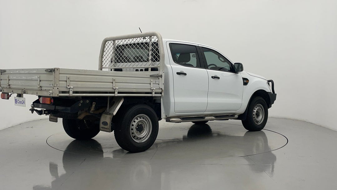 Right Back Diagonal (45- Degree) View