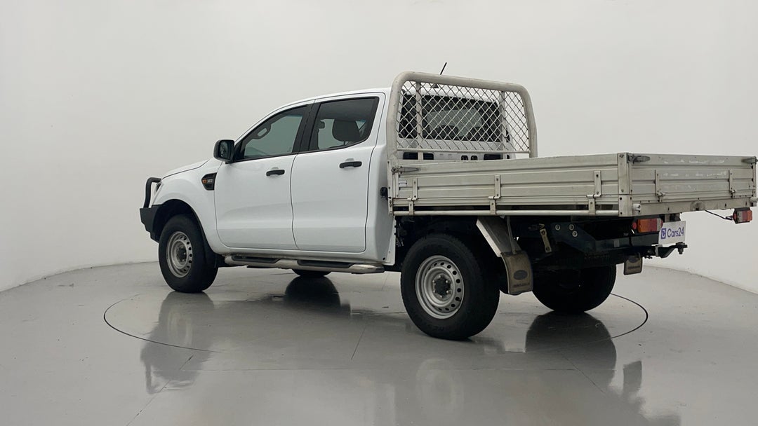 Left Back Diagonal (45- Degree) View