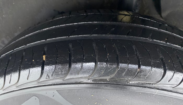 2018 Hyundai Creta 1.6 SX CRDI, Diesel, Manual, 43,992 km, Left Rear Tyre Tread