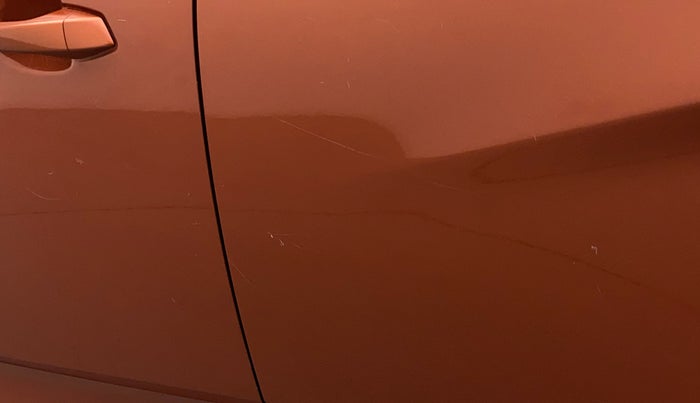 2018 Mahindra KUV 100 NXT K6+ P 6 STR, Petrol, Manual, 27,973 km, Rear left door - Minor scratches