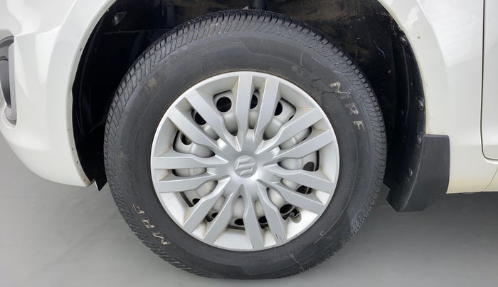 2015 Maruti Swift LDI O, Diesel, Manual, 46,593 km, Left Front Wheel
