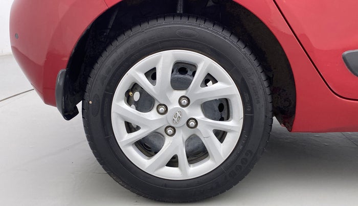 2018 Hyundai Grand i10 SPORTZ 1.2 KAPPA VTVT, Petrol, Manual, 59,366 km, Right Rear Wheel