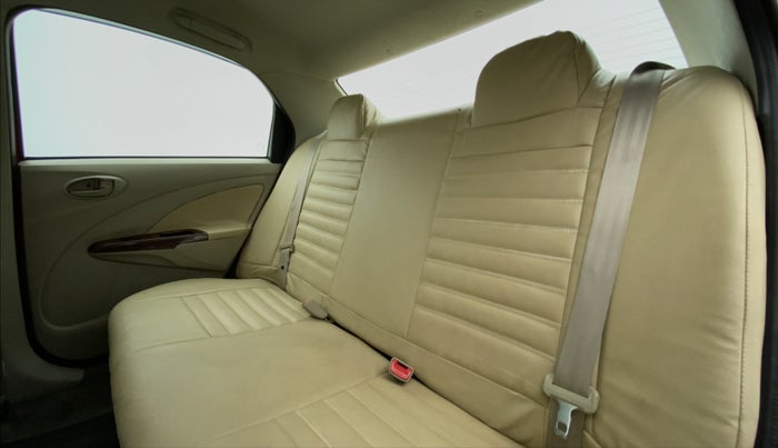 2014 Toyota Etios V, Petrol, Manual, 23,542 km, Right Side Rear Door Cabin