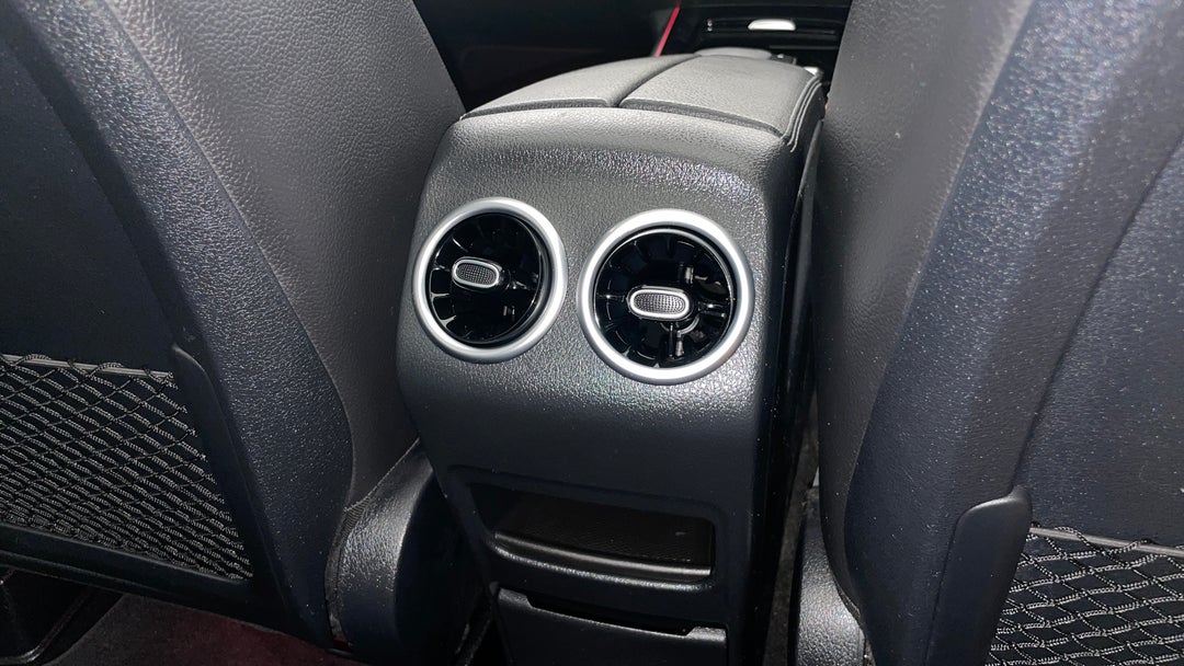 2020 Mercedes-amg Glb 35 4matic, Automatic, 45372 km, Rear A/C Vent