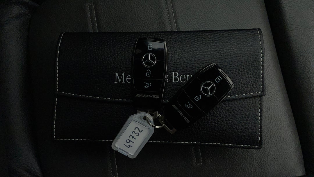 2020 Mercedes-amg Glb 35 4matic, Automatic, 45372 km, Key Close-up