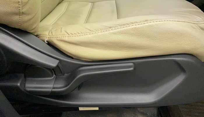 2019 Honda Amaze 1.2L I-VTEC V CVT, Petrol, Automatic, 15,781 km, Driver Side Adjustment Panel