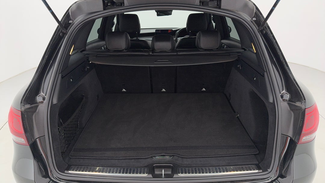 2019 Mercedes-benz GLC 300 4matic, Automatic, 80956 km, Boot Inside View