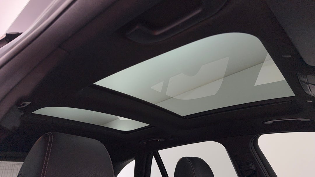 2019 Mercedes-benz GLC 300 4matic, Automatic, 80956 km, Interior Sunroof/Moonroof