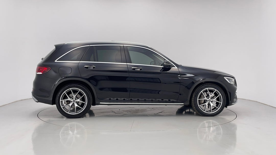 2019 Mercedes-benz GLC 300 4matic, Automatic, 80956 km, Right Side View