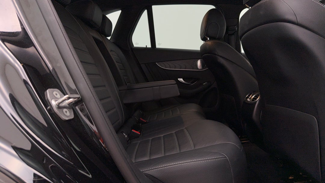 2019 Mercedes-benz GLC 300 4matic, Automatic, 80956 km, Right Side Rear Door Cabin View