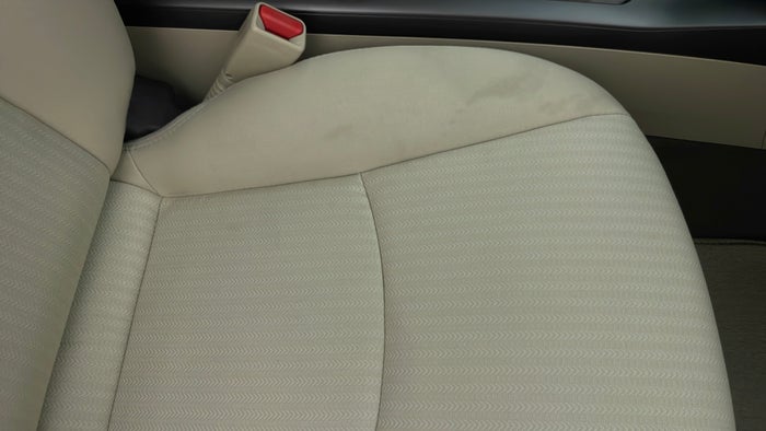Kia Mohave-Seat RHS Front Stain