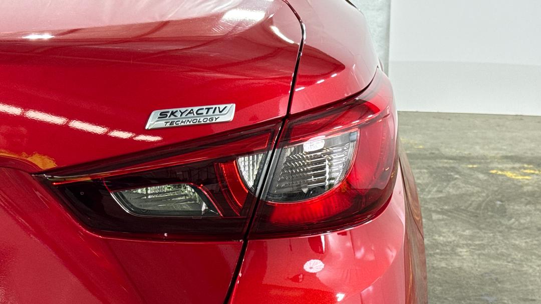 2016 Mazda 2 Maxx, Automatic, 77645 km, Badge (Boot Right Side)