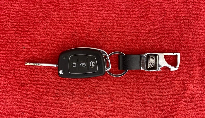 2013 Hyundai i20 MAGNA (O) 1.2, Petrol, Manual, 92,716 km, Key Close Up