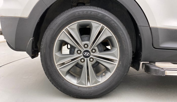 2017 Hyundai Creta SX PLUS AT 1.6 PETROL, Petrol, Automatic, 81,845 km, Right Rear Wheel